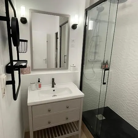 Апартаменты Mana - Bleu Pacifique - Vue Sur Place Ducale Avec Parking Prive Inclus *