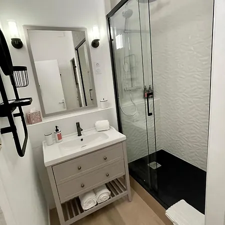 Apartman Mana - Bleu Pacifique - Vue Sur Place Ducale Avec Parking Prive Inclus *